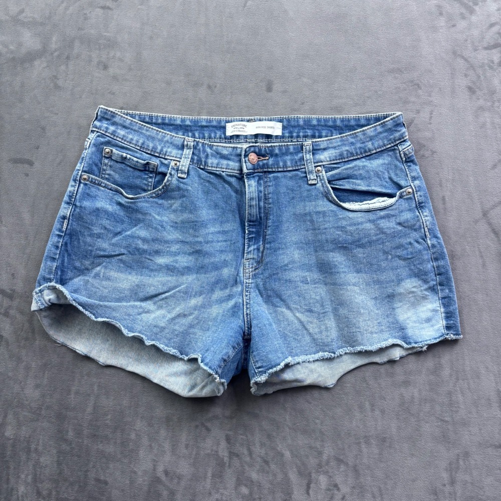 Signature by Levi Strauss Women High Rise Denim Shorts Blue Raw Hem Size 16 W33